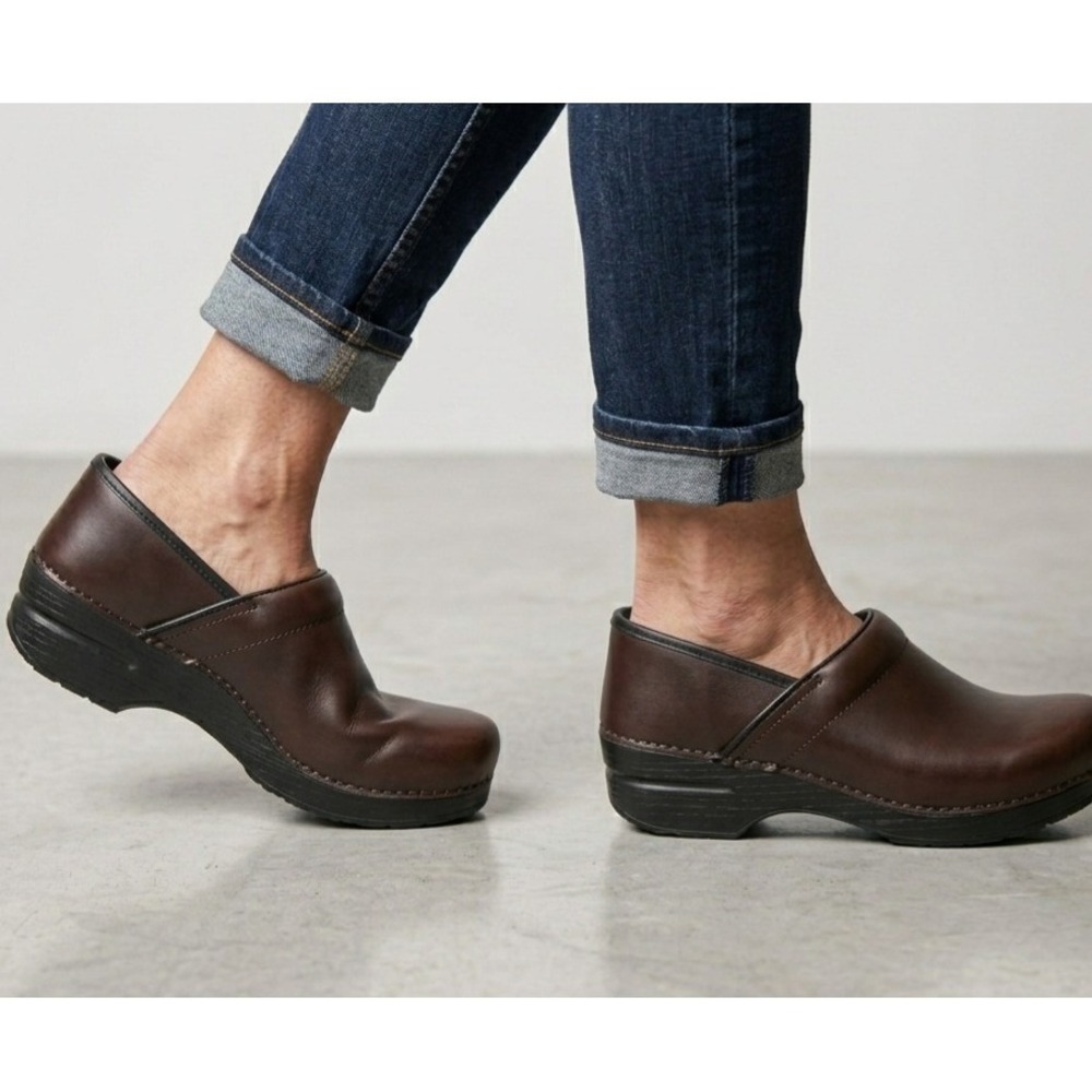 Dansko Professional Clogs‎ Dark Brown Leather Slip On Mules Womens 40 NEW UNUSED